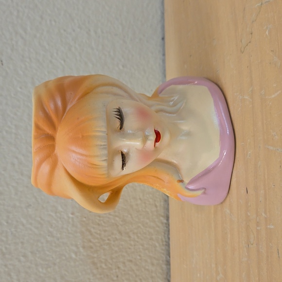 Reproduction Lady Head Vase Planter Makeup Brush Holder - Picture 2 of 12